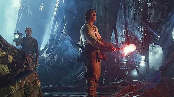 Фильм "Трансформеры: Последний рыцарь" в кинозале ГДК г. Канаш с 22 июня 2017 г.