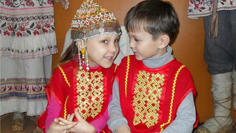 В преддверии 8 Марта краеведческим музеем объявлена акция "Сводите девушку в музей".