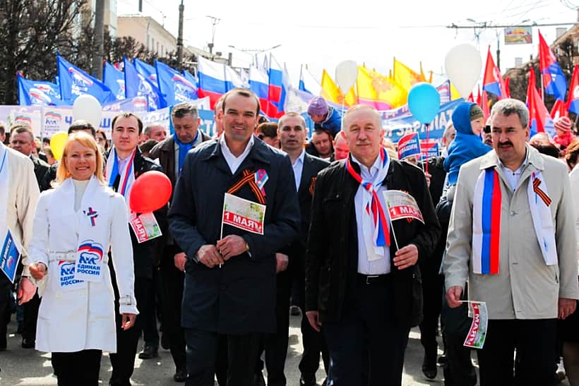 1 мая Глава Чувашии Михаил Игнатьев в Чебоксарах принял участие в праздничном шествии, посвященном Дню Весны и Труда.