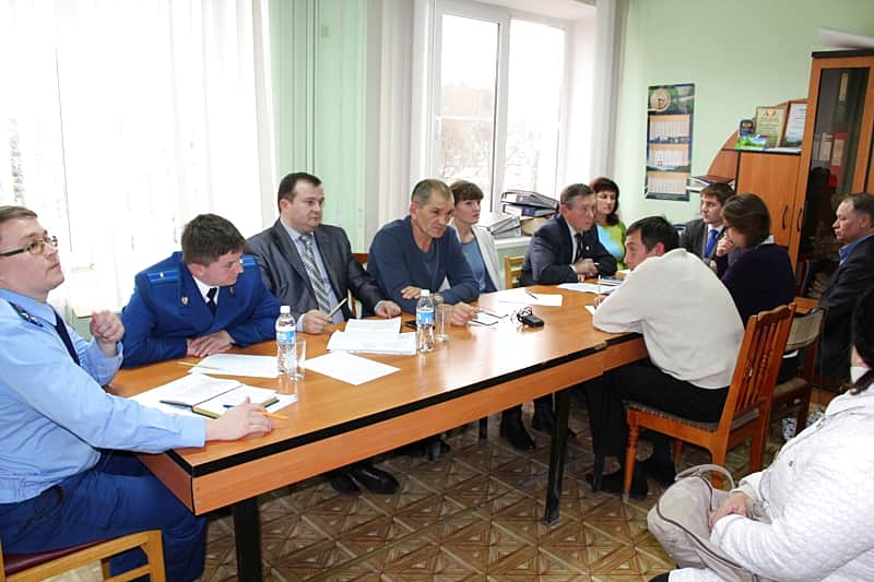 1 ноября в администрации города Канаш прошел прием граждан по вопросам соблюдения законодательства в сфере жилищно-коммунального хозяйства.