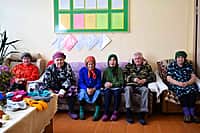 1 октября постояльцы стационарных отделений для ветеранов Канашского района отметили День пожилого человека (фото №2).
