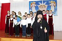 10 января 2017 года состоялся Епархиальный Рождественский фестиваль коллективов воскресных школ и образовательных учреждений Канашской Епархии «Рождественская звезда» (фото №1).