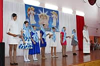 10 января 2017 года состоялся Епархиальный Рождественский фестиваль коллективов воскресных школ и образовательных учреждений Канашской Епархии «Рождественская звезда» (фото №13).