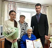 100‑летний юбилей отметила жительница города Канаш (фото №2).