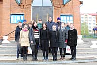 11 мая 2017 года на территории храма иконы Божией Матери «Всех скорбящих Радость» была организована и проведена экологическая акция «Посади дерево» (фото №10).