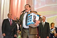 12 февраля в Канашском районе состоялось открытие Года российского кино и Года человека труда (фото №24).