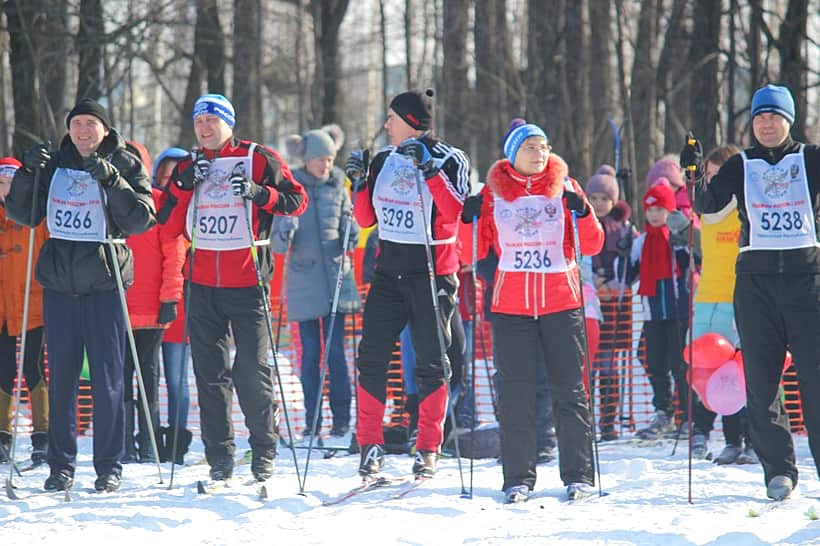 14 февраля ставшая традиционным зимним праздником "Лыжня России" прошла и в Канаше.