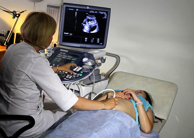 14% женщин, решившихся на аборт, можно мотивировать на сохранение беременности.