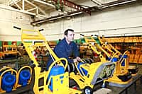 15 марта на базе Канашского завода технологической оснастки состоялся отраслевой практический семинар «Ознакомление конечного потребителя с работой КЗТО – производителя дорожной техники торговой марки (фото №16).