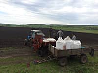 На 19 мая в Канашском районе посеяно яровых зерновых и зернобобовых культур на площади 9648 га, т.е. 72,4% (фото №5).