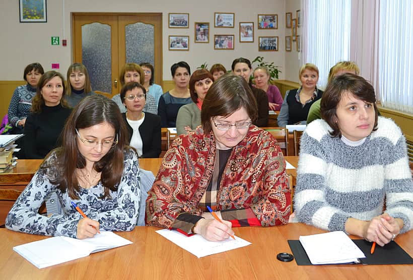 2016 год объявлен президентом В.В. Путиным перекрестными «Годом Греции в России и России в Греции». Семинар-путешествие в греческую библиотеку совершил коллектив городской библиотеки г. Канаш.