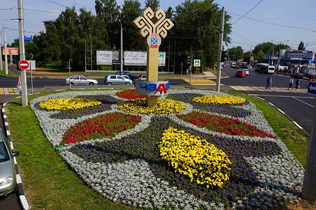 В 2016 году в Чебоксарах планируется оформить более 110 цветников на объектах внешнего благоустройства города.