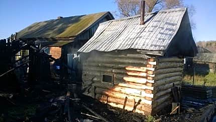 21 октября сотрудники МЧС тушили парную, вспыхнувшую в одном из подворий деревни Старое Ахпердино Канашского района.