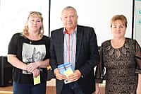 21 сентября 2015 г. депутатам Собрания депутатов города Канаш VI созыва вручены удостоверения (фото №6).