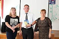 21 сентября 2015 г. депутатам Собрания депутатов города Канаш VI созыва вручены удостоверения (фото №10).