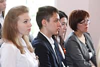 27 апреля депутат Госдумы Федерального Собрания РФ Алена Аршинова посетила г. Канаш (фото №9).