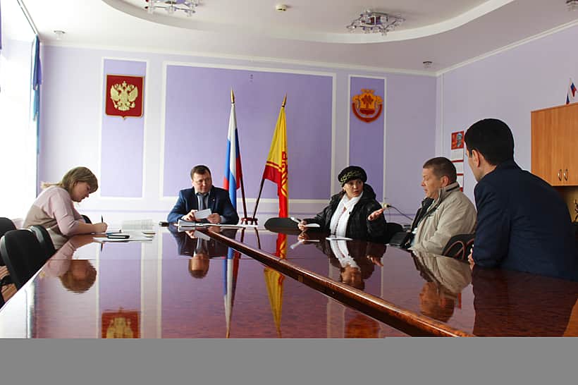 28 марта глава администрации города Канаш В.В. Софронов провел прием граждан по личным вопросам.