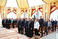 34 жителя Чувашии были удостоены государственных наград. Среди них и глава Шальтямского поселения Николаев В.Г., который награжден Знаком отличия "За безупречную службу в органах самоуправления ЧР" (фото №2).