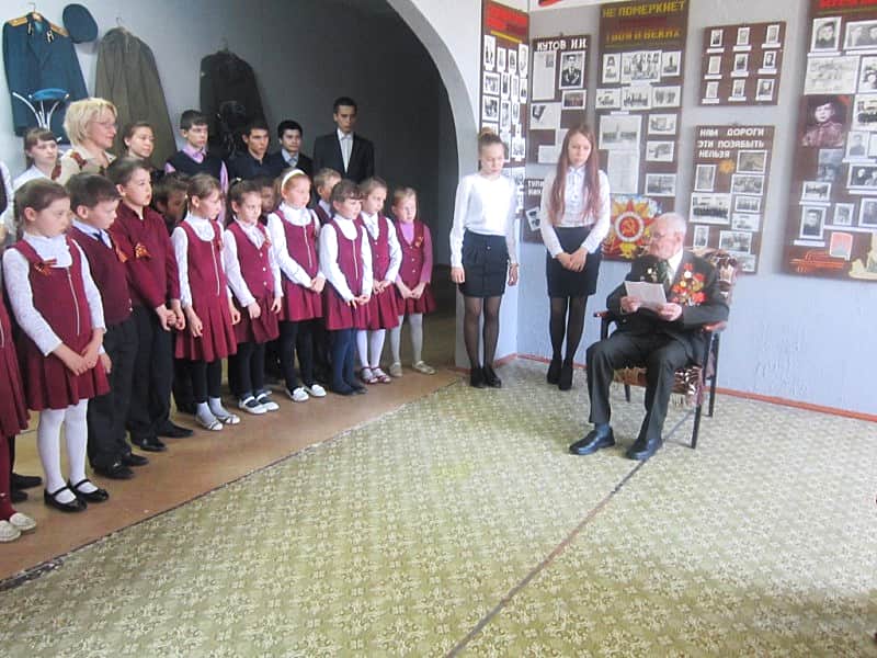 К 70-летию Победы в Великой Отечественной войне в школе №3 г. Канаш после реконструкции состоялось открытие музея.
