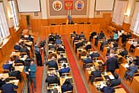 Абсолютным большинством голосов Алексей Ладыков утвержден на должность главы администрации г. Чебоксары (фото №2).