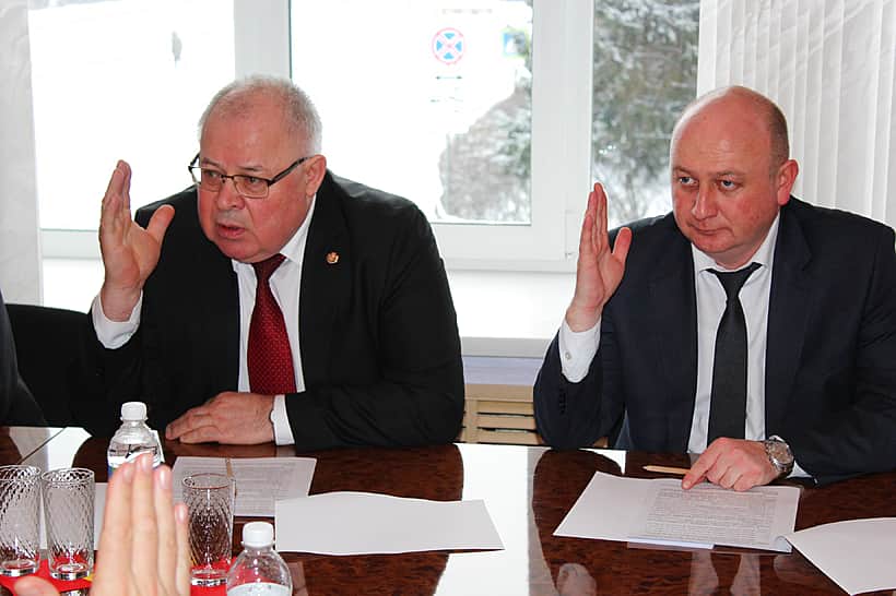 В администрации города Канаш прошло заседание комиссии по проведению конкурса на замещение должности главы администрации города Канаш.