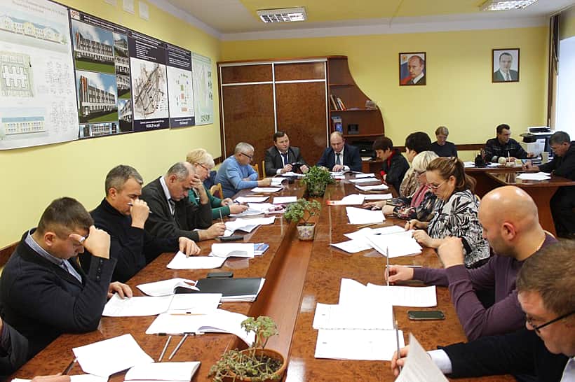 В администрации города Канаш состоялось очередное заседание Собрания депутатов города Канаш VI созыва.
