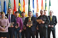 В администрации Канашского района прошел яркий праздник, посвященный мужчинам (фото №32).