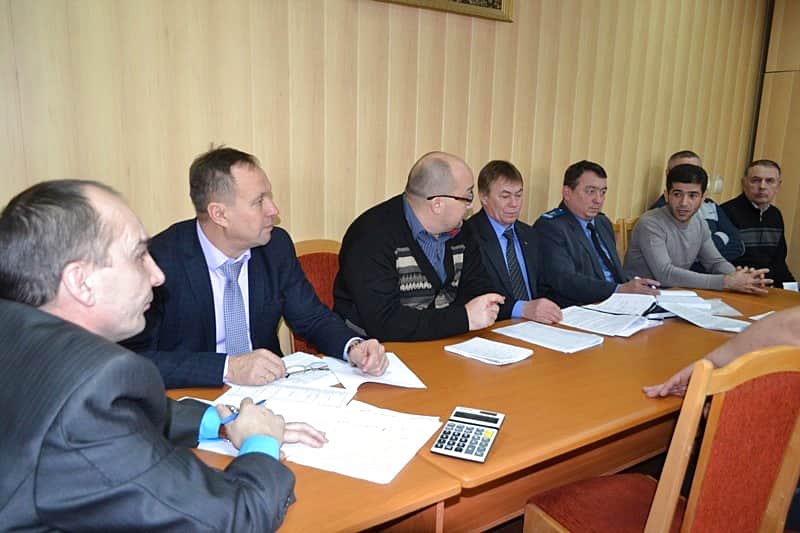 В администрации Канашского района состоялось рабочее совещание с индивидуальными предпринимателями, осуществляющими сбор сырого молока от населения.