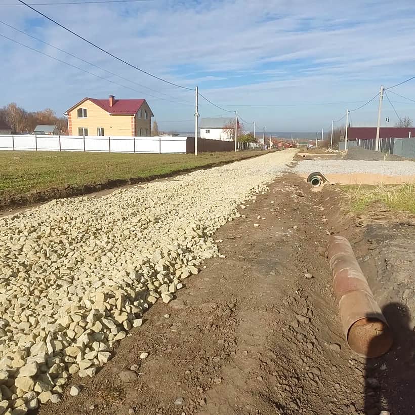 В деревнях Асхва и Большие Бикшихи Асхвинского сельского поселения стартовал долгожданный ремонт грунтовых дорог.