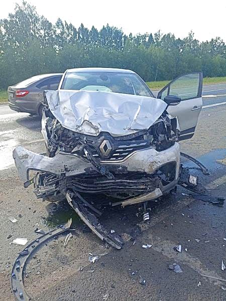 Четыре человека погибли в дорожной аварии перед въездом в г. Канаш.