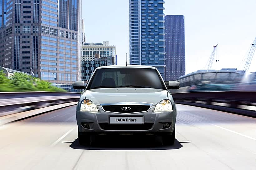 АВТОАЗ приостановил выпуск LADA Priora.