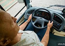 Автобус «Пермь-Чебоксары» сгорел в Удмуртии.