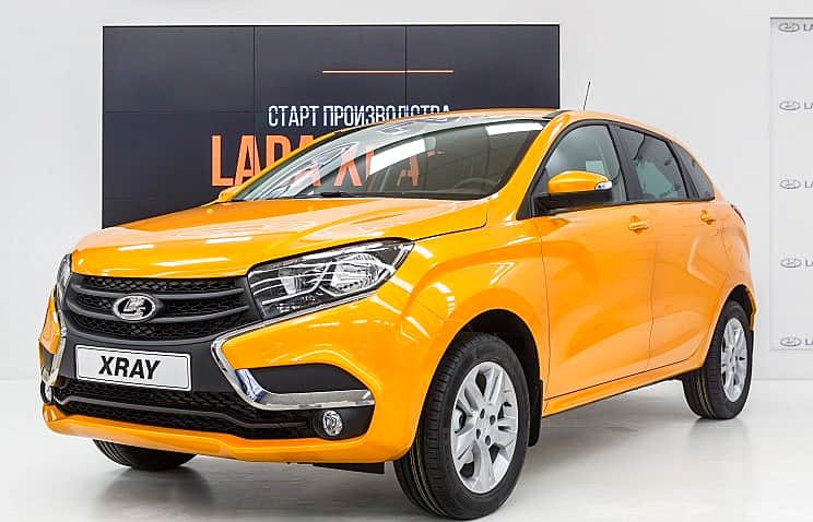 "АвтоВАЗ" объявил цены на новую модель LADA XRAY.