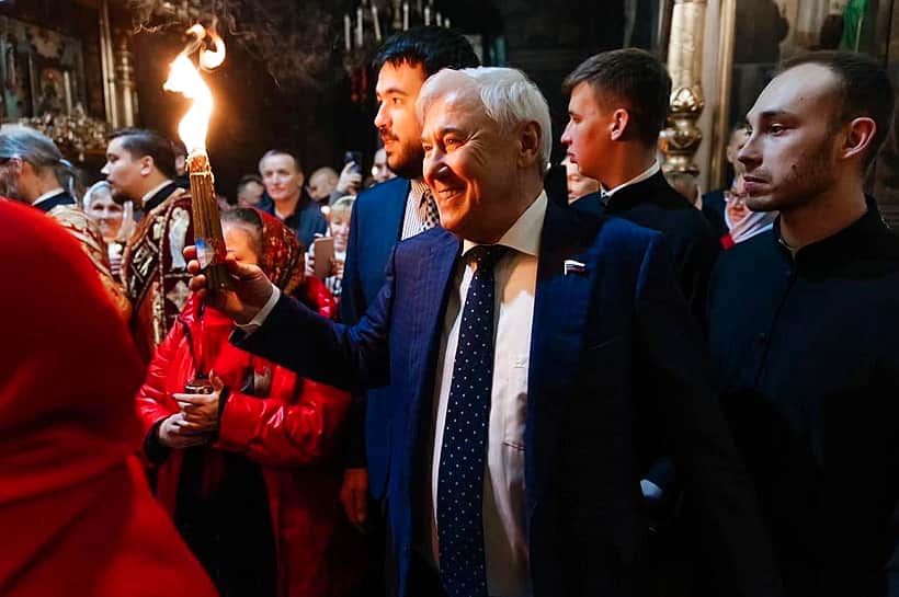 Благодатный огонь на Пасху доставят из Иерусалима в Чувашию.