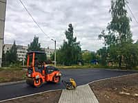 Благоустройство дворовой территории на улице Репина, 18 близится к завершению (фото №1).