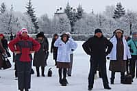 Более тысячи канашцев "прогулялись с врачом" по городскому парку культуры и отдыха (фото №15).