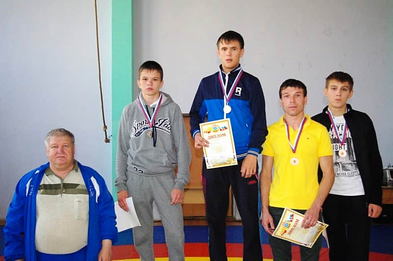 Борцы города Канаша - победители и призеры открытого чемпионата города Чебоксары по вольной борьбе среди мужчин.