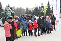 На центральной площади г. Канаш прошел праздник ко Дню защитника Отечества (фото №11).