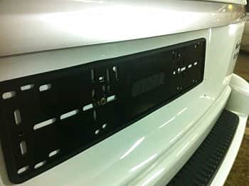 В Чебоксарах задержаны двое молодых людей, подозреваемых в совершении серии хищений государственных регистрационных знаков с целью получения вознаграждения.