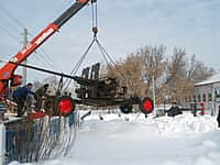 В честь дня вывода войск из Афганистана, 15 февраля 2017 г., в деревне Большие Бикшихи установлена пушка-памятник (фото №4).