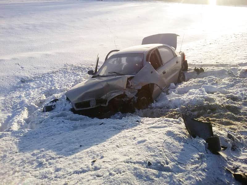В Чувашии на автодороге «Цивильск-Ульяновск» столкнулись две легковушки.