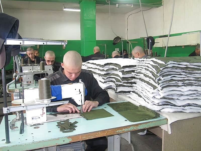 Чувашские заключенные будут шить форму для Вооруженных сил России.