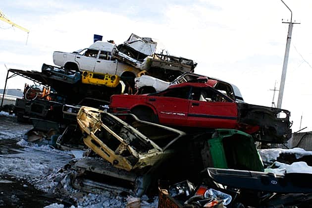 Депутаты предложили временно отменить утилизационный сбор для поддержки автопрома.