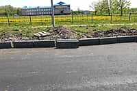 Длившаяся в течение двух лет неразбериха по поводу реконструкции автодороги на улице Ильича наконец-то приобрела осязаемые черты (фото №5).