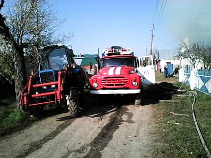 Днем 27 сентября вспыхнула баня, принадлежащая 48-летней жительнице города Канаш.