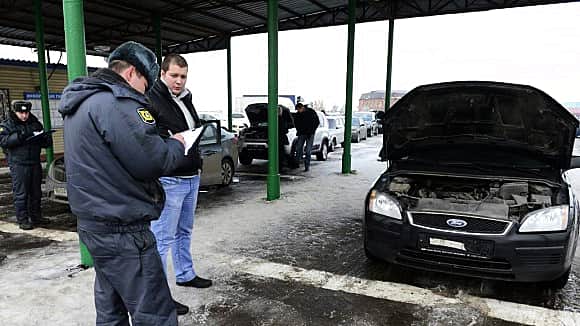 Добросовестных водителей предложено освободить от оплаты техосмотра.