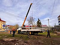 Работы по благоустройству дворовых территорий многоквартирных домов начаты в Канаше (фото №8).