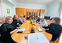 Во дворце культуры прошло совещание, на котором  сотрудников проинформировали о том, как действовать в случае угрозы. атаки БПЛА.