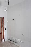 Глава администрации города Канаш В.В. Софронов ознакомился с ходом работ по реконструкции здания детской поликлиники (фото №15).