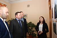 Глава администрации г. Канаш открыл выставку "Дети России-2015" (фото №1).